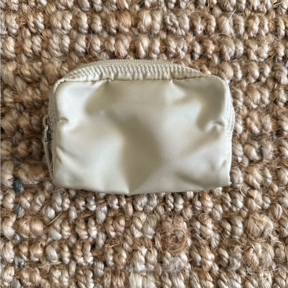 Prada Micro Re-Nylon Pouch - Picture 4 of 12